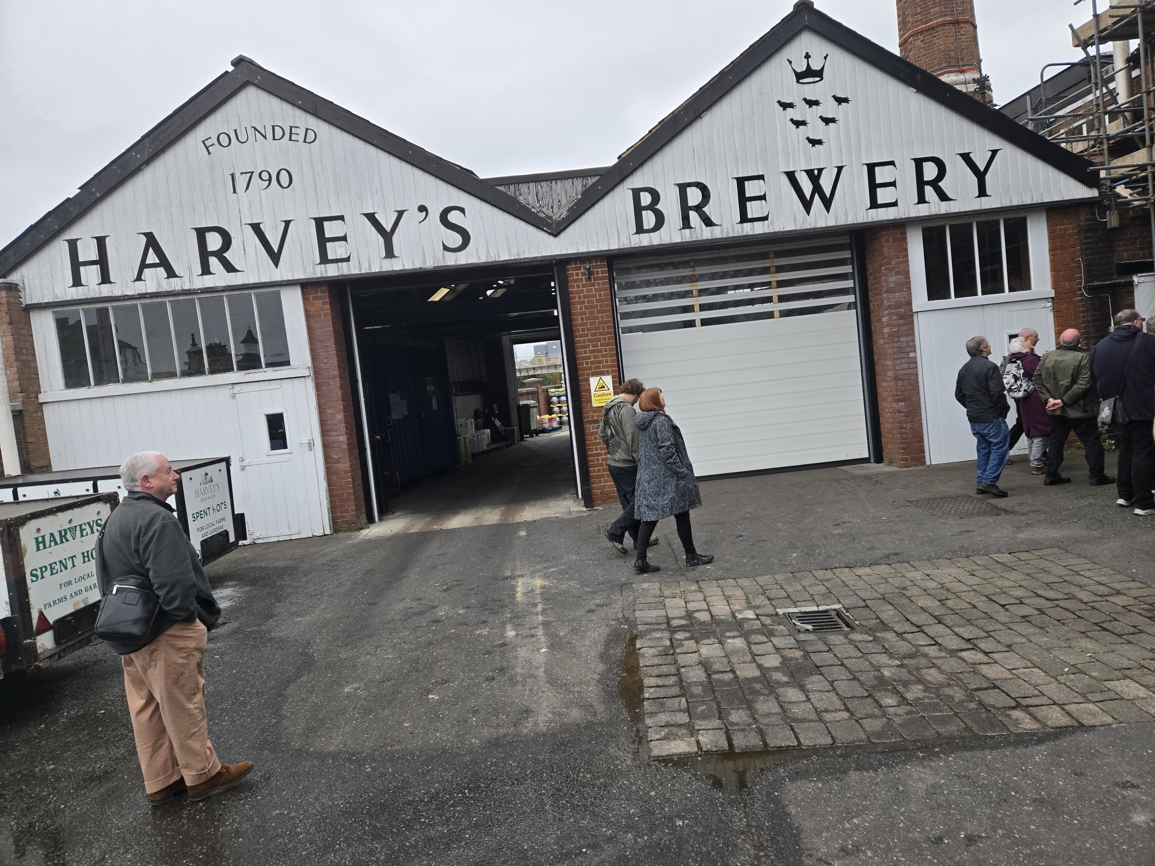 HARVEY'S