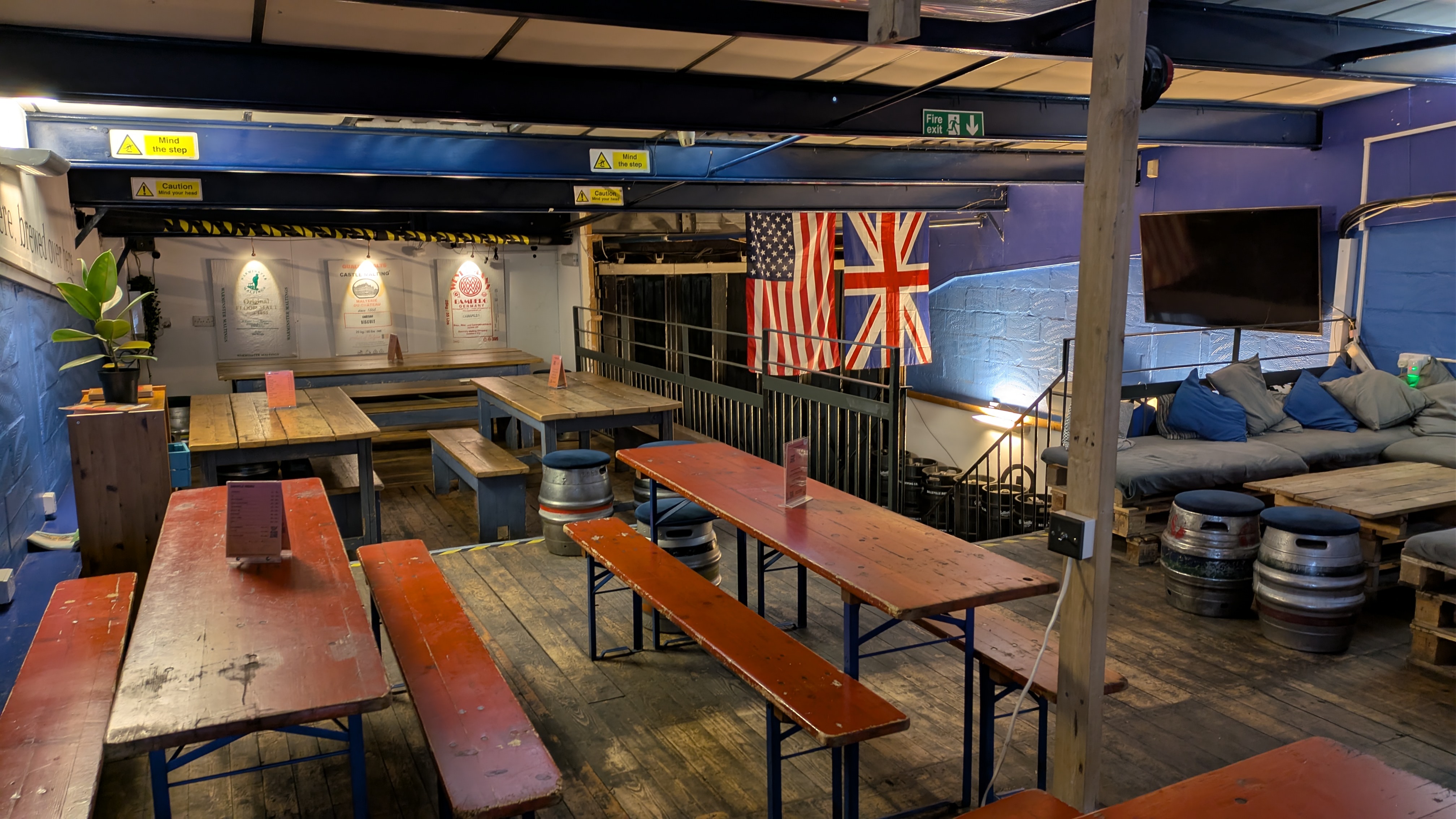 Bellville Tap Room 
