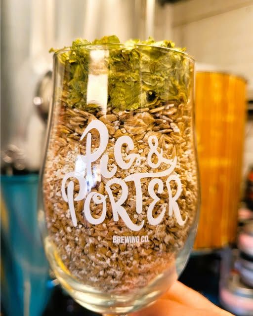 Pig & Porter Glass
