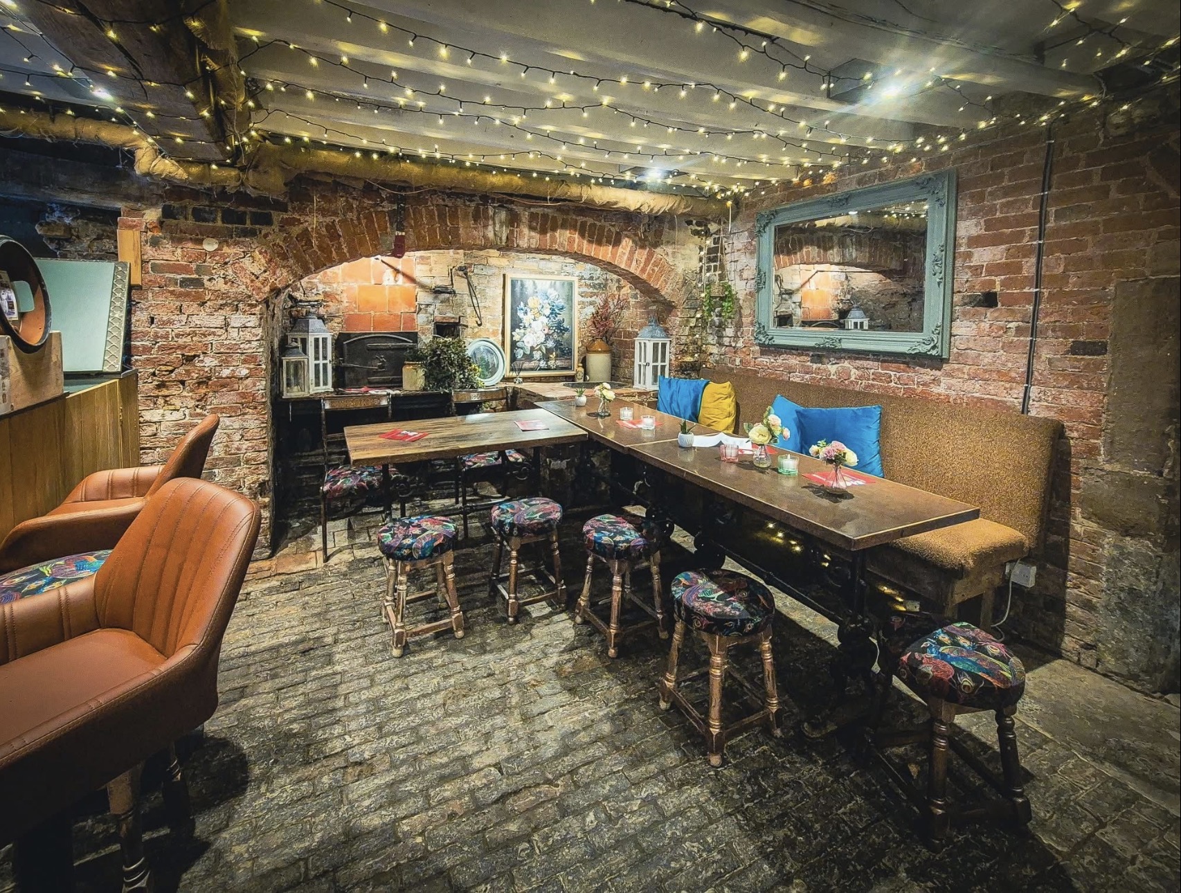 Cellar Bar 